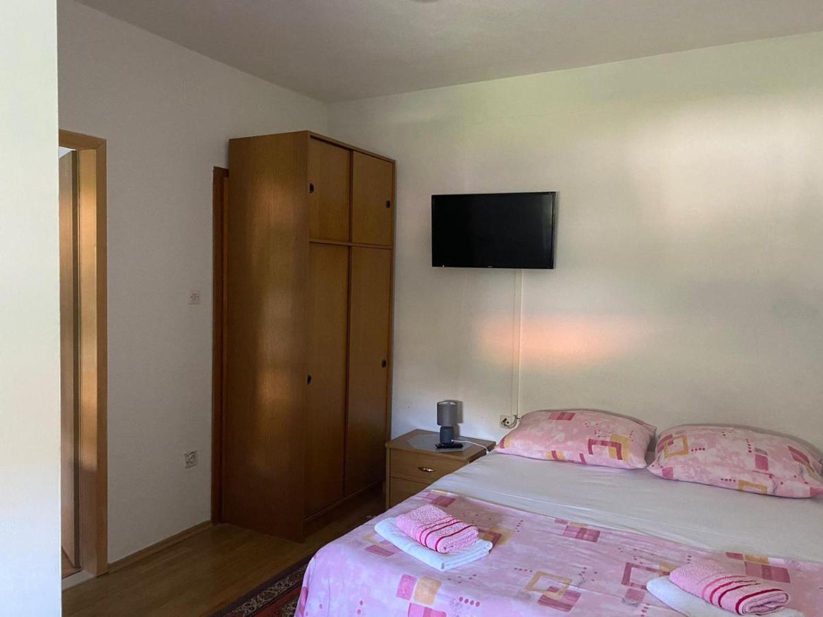 טרוגיר Apartmani Udovicic מראה חיצוני תמונה